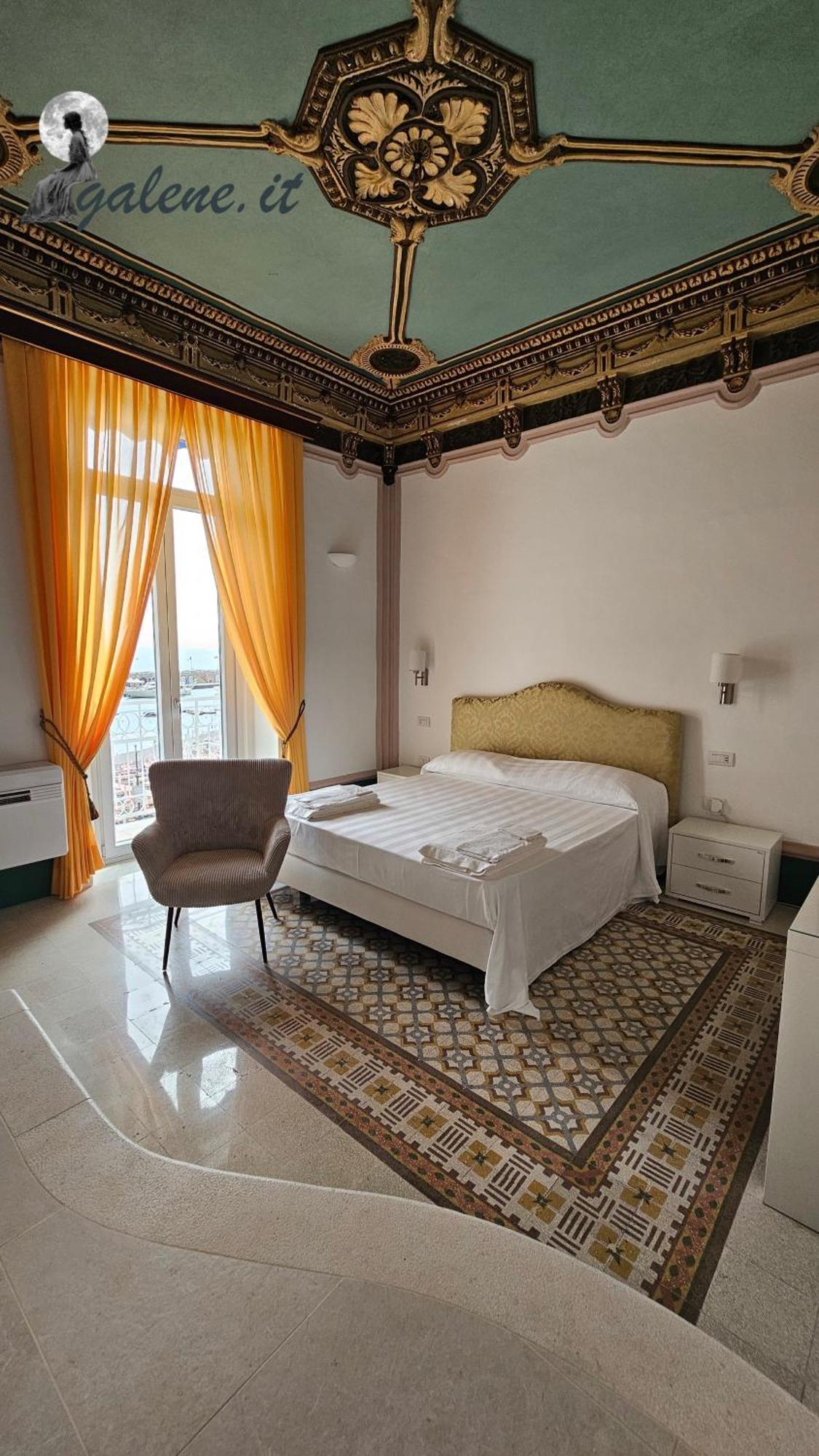 Galene - Beachfront In Costa D'Amalfi Maiori Zewnętrze zdjęcie